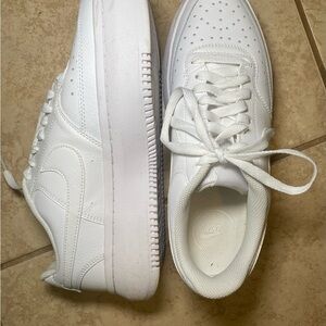 Nike Platform White Athletic Shoes | Size 8.5
